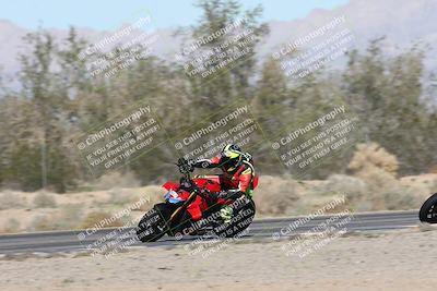 media/Jan-15-2026-Racers Edge (Thu) [[dfebeb70ab]]/3-B Group/Session 4 (Turn 6 Inside)/